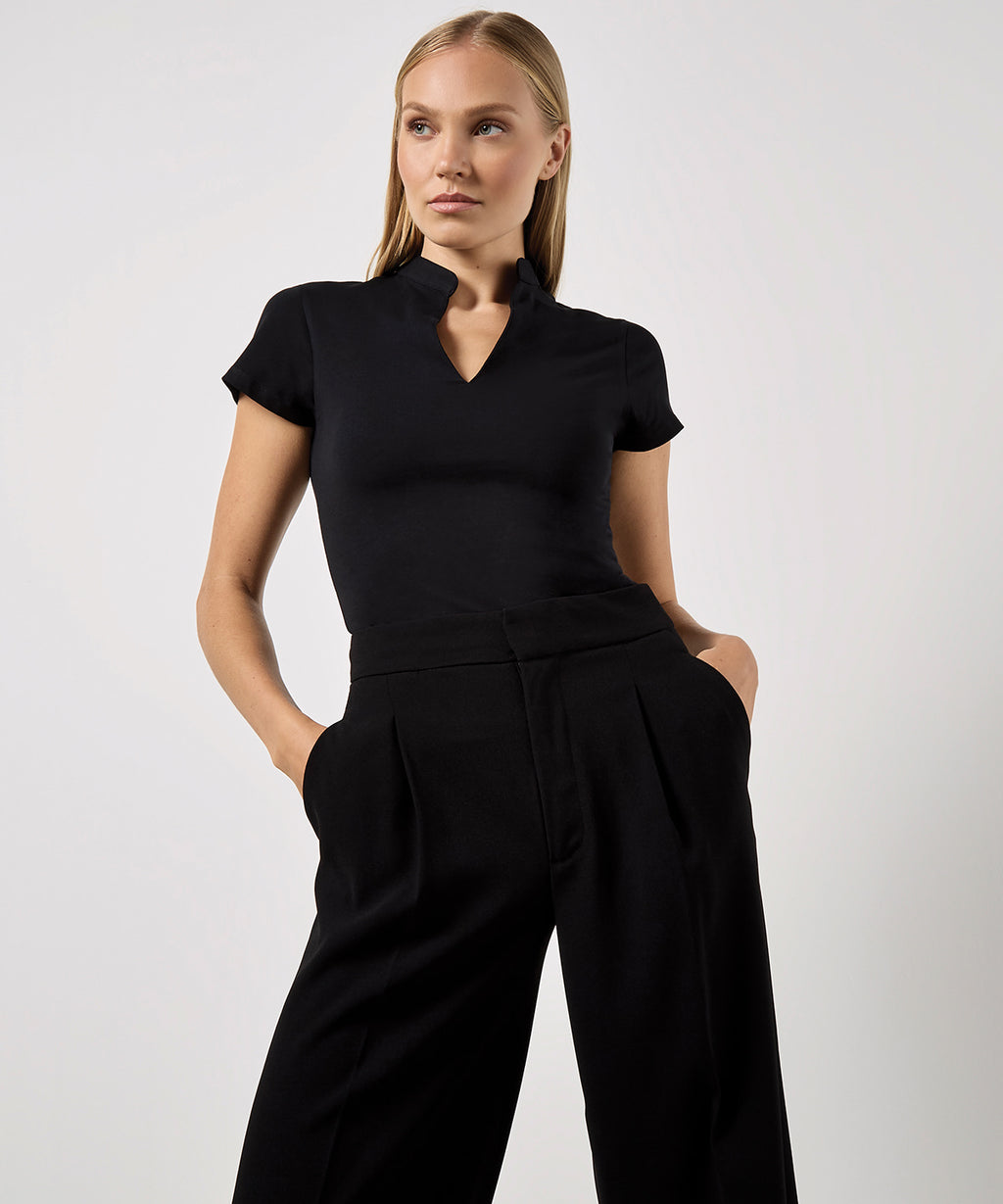 Kustom Kit Women's Corporate Short-sleeved Top V-neck Mandarin Collar (regular Fit) T-Shirt