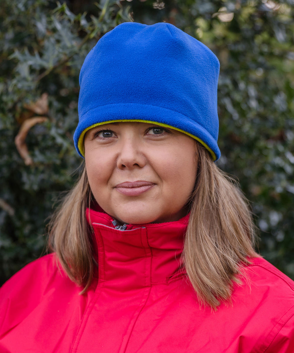 Result Winter Essentials Reversible Fleece Skull Hat Garment