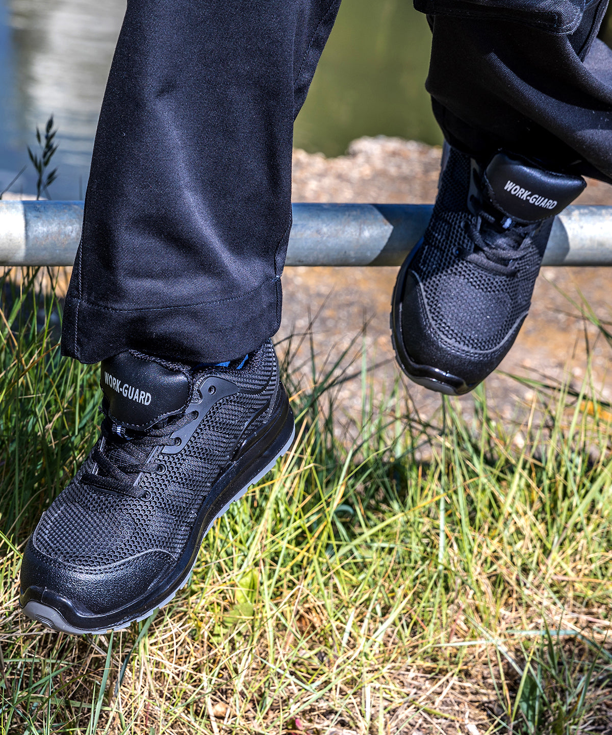 Result Workguard All-black Safety Trainer Garment