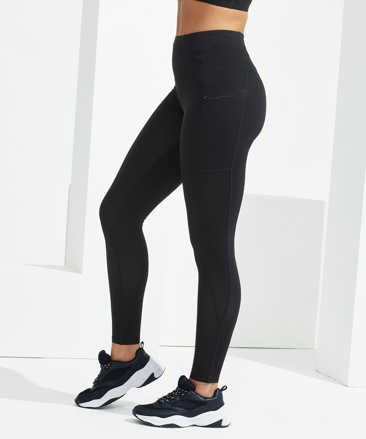 Women's TriDri® Recycled Elements Outdoor Leggings Garment